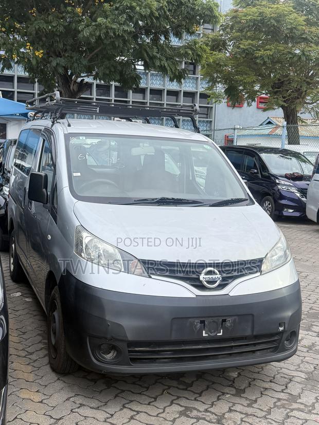 Nissan NV200 2020 Grey - thumbnail 5