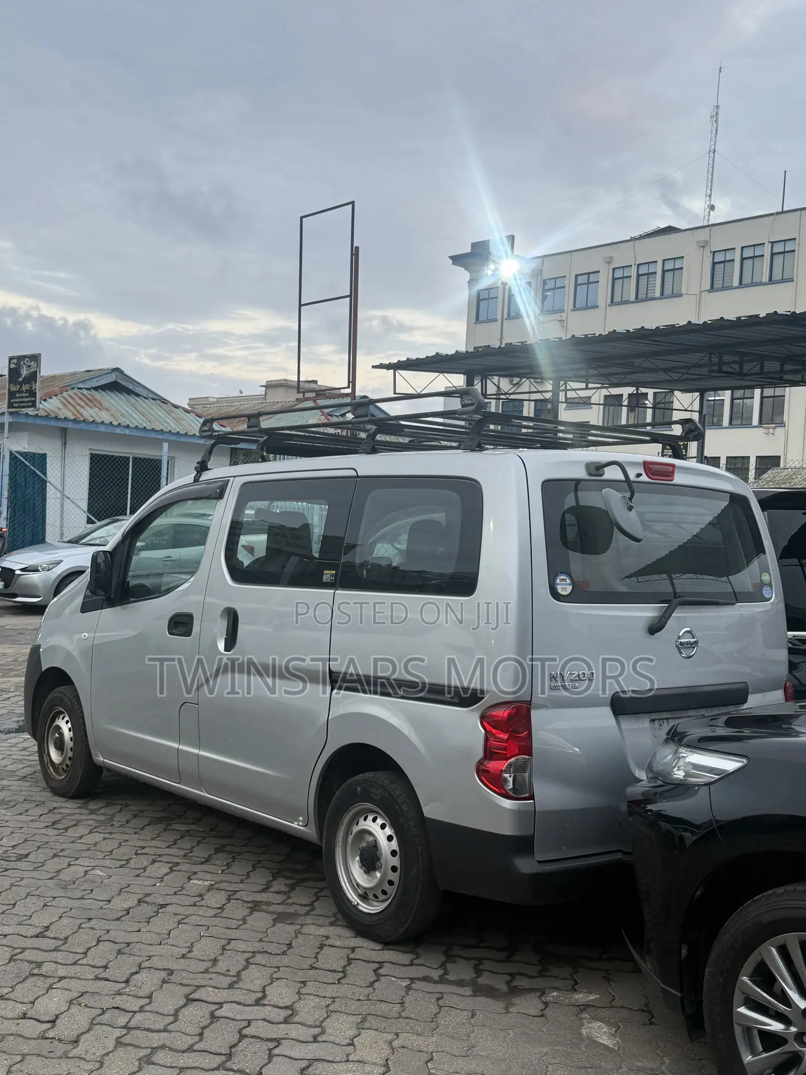 Nissan NV200 2020 Grey