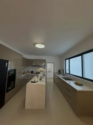 5bdrm Duplex in Kilimani, Hurlingham for sale