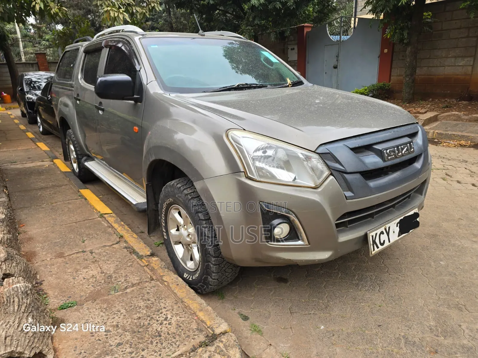 ISUZU Dmax