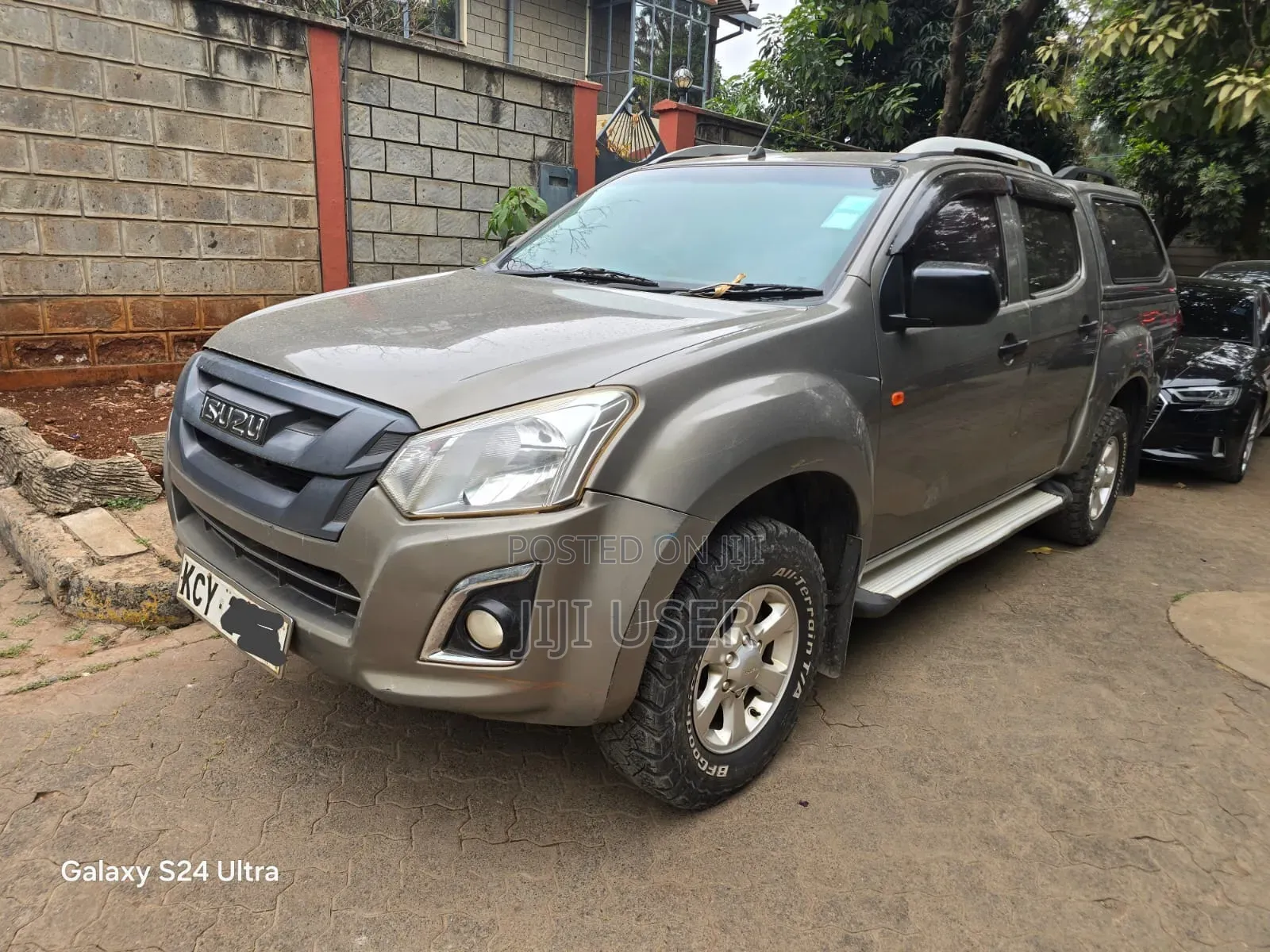 ISUZU Dmax