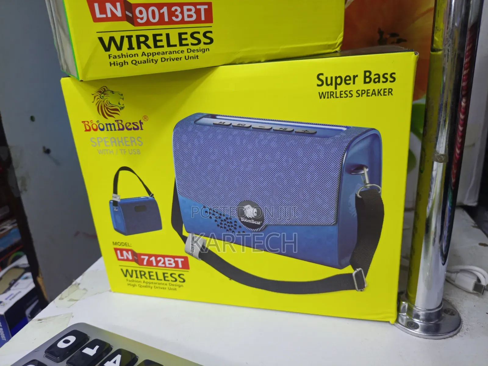 BoomBest LN-712BT Super Bass Wireless Speaker With Shoulder Strap
