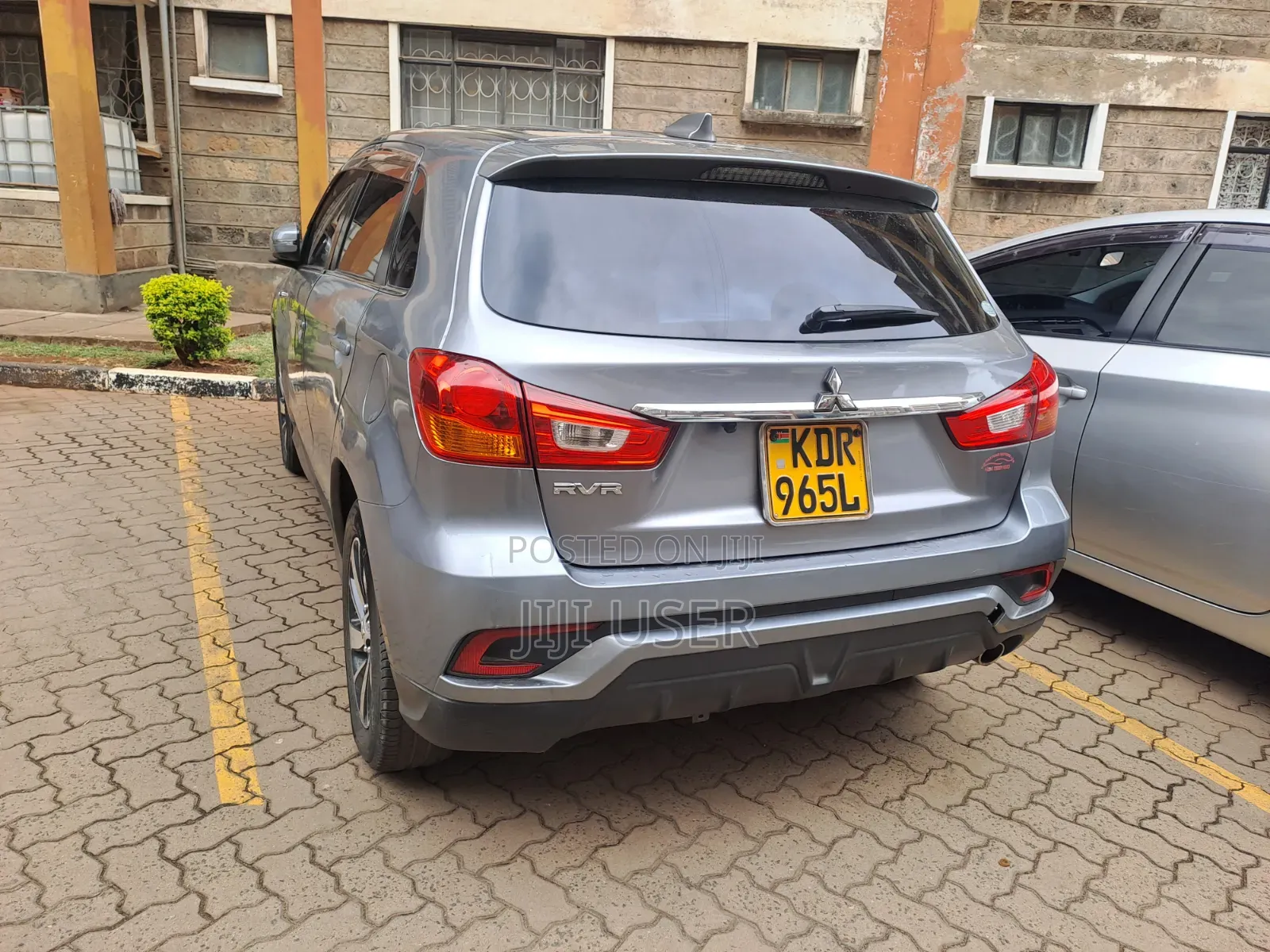 Mitsubishi RVR 2017 Gray