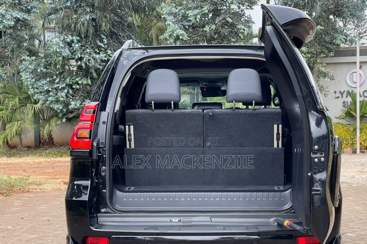 Toyota Land Cruiser Prado 2018 Black