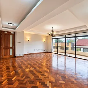 4bdrm Duplex in Riverside Drive for rent