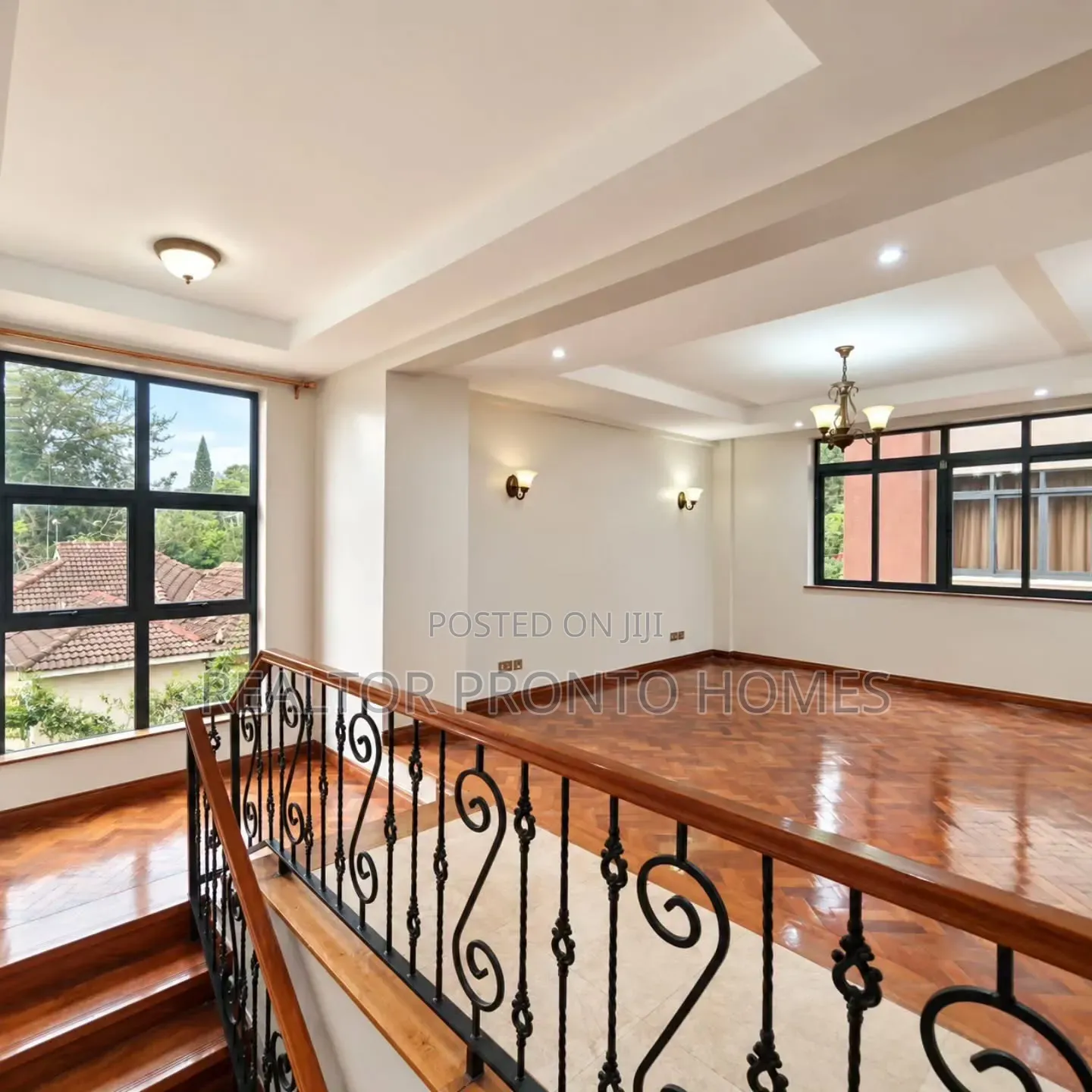 4bdrm Duplex in Riverside Drive for rent