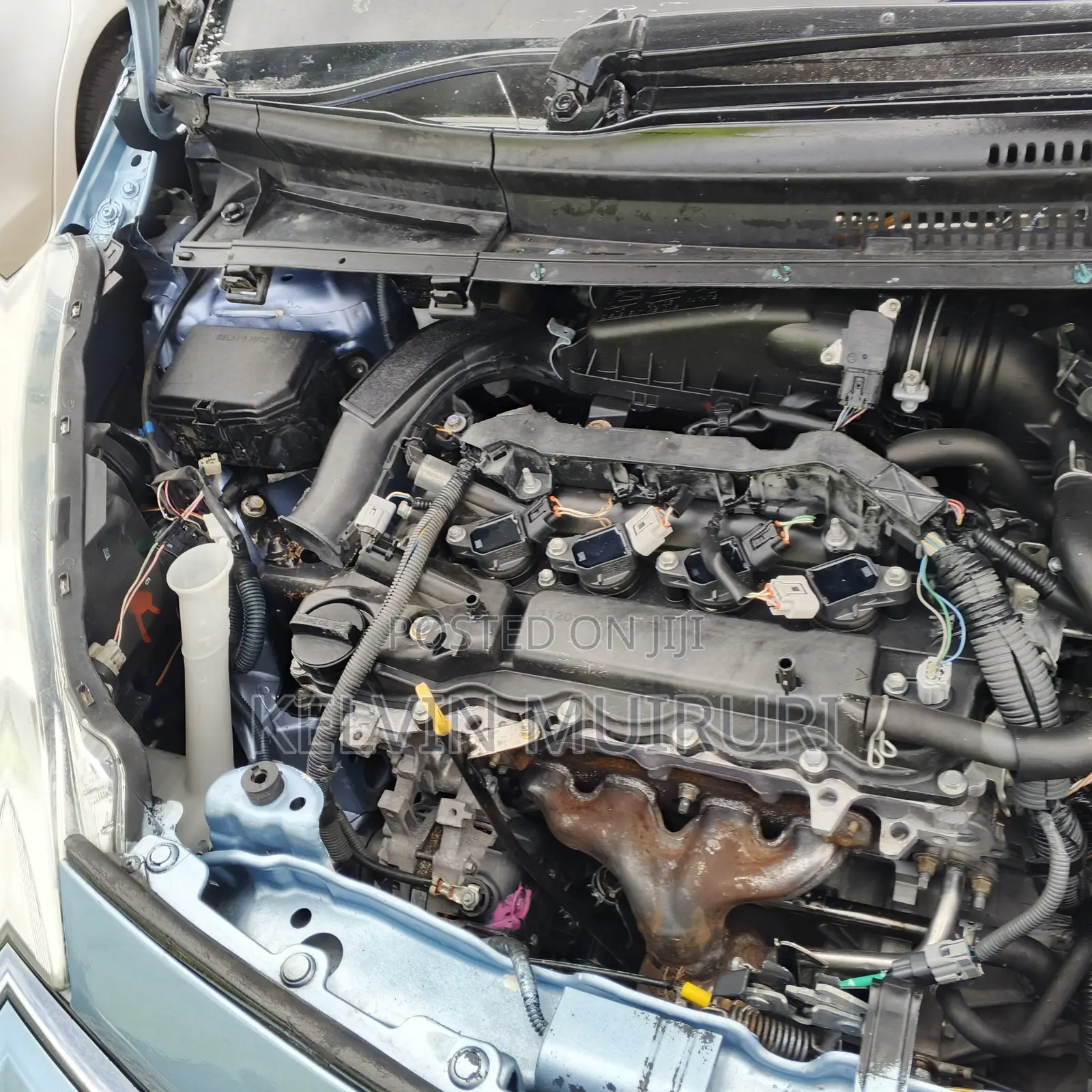 Toyota Ractis 2011 Blue