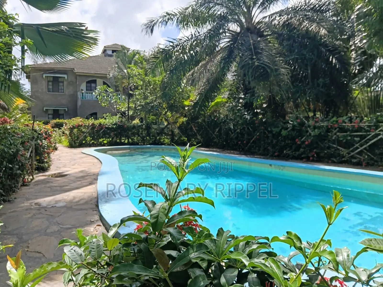 Furnished 1bdrm Apartment in Villa Vanessa, Barani for rent