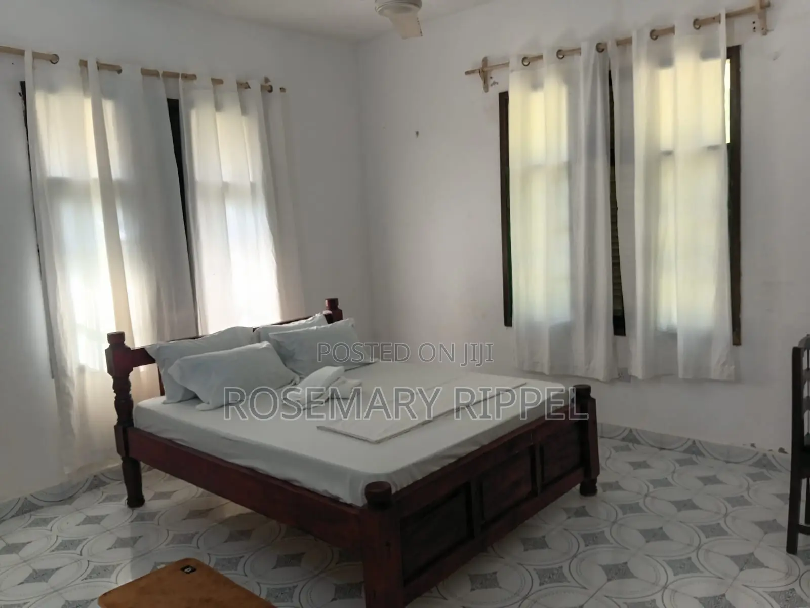 Furnished 1bdrm Apartment in Villa Vanessa, Barani for rent