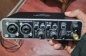 Behringer U-Phoria Umc202hd