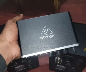 Behringer U-Phoria Umc202hd