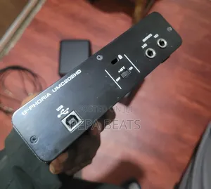 Behringer U-Phoria Umc202hd