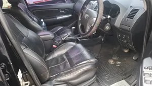 Toyota Hilux 3.0 D-4D 4x4 2015 Black
