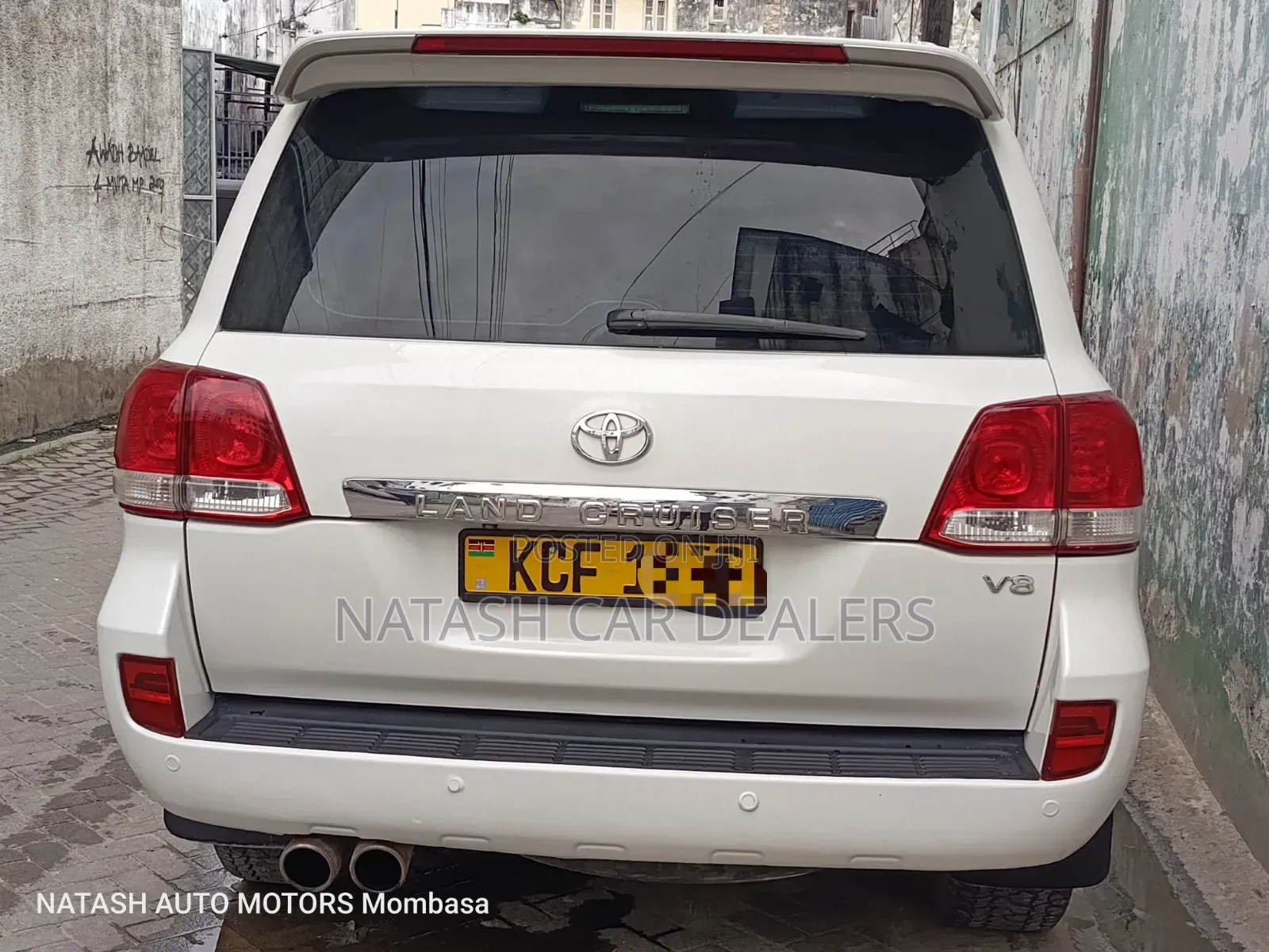 Toyota Land Cruiser 2008 White