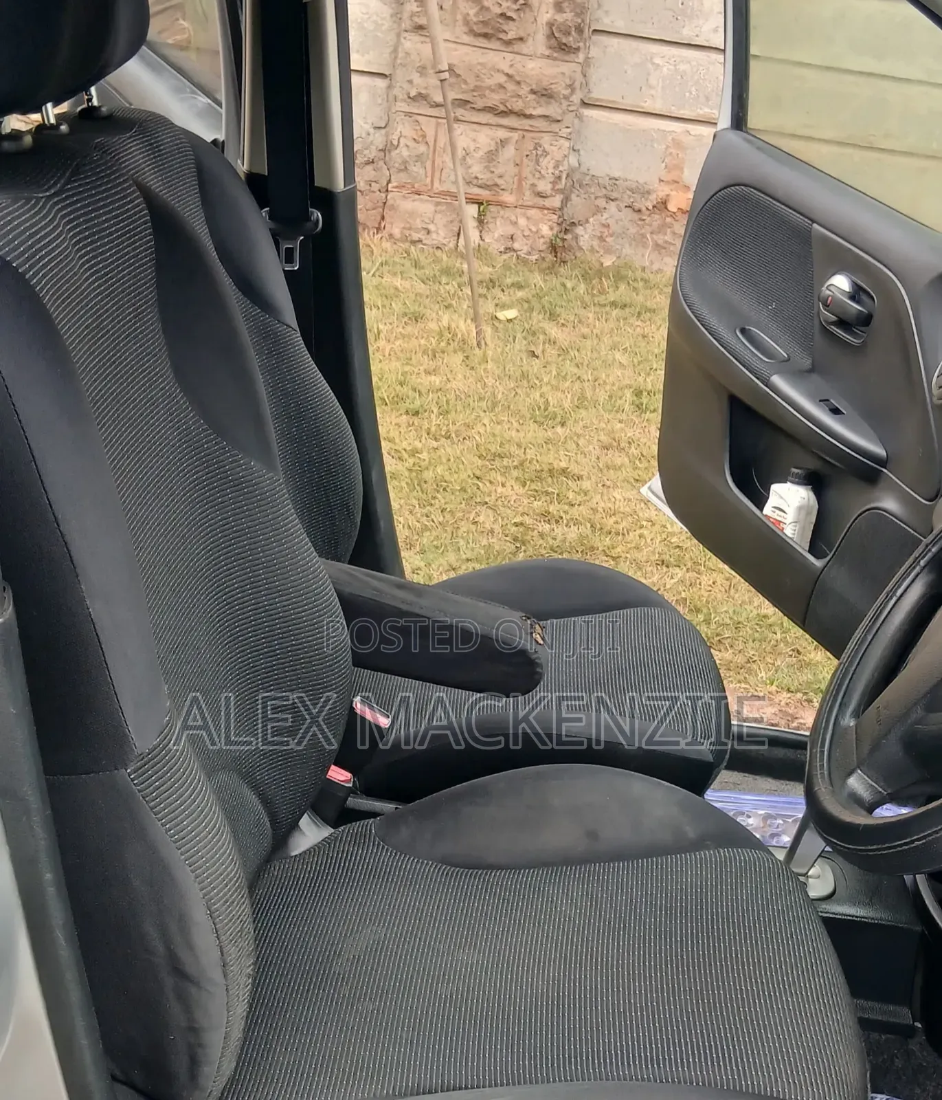 Nissan Note 2010 Silver