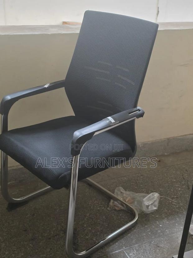 Office Chairs With Fixed Armrest - thumbnail 2
