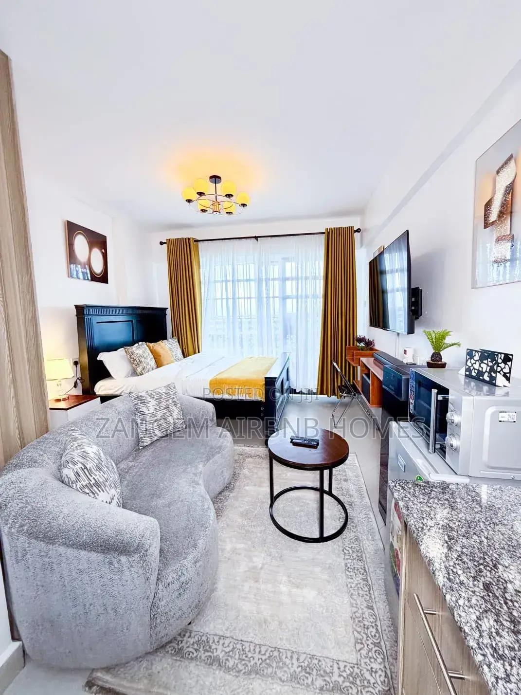 Fully Furnished Studio Airbnb Parklands