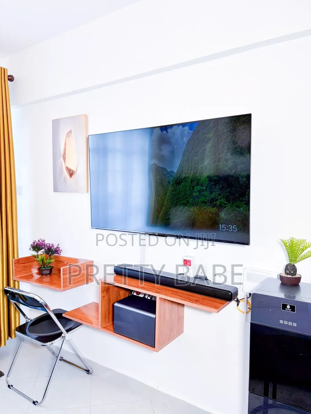 Fully Furnished Studio Airbnb Parklands
