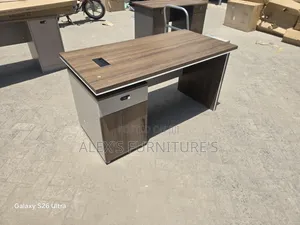 High Quality Executive Desk With Storage