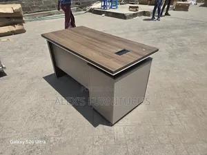 High Quality Executive Desk With Storage