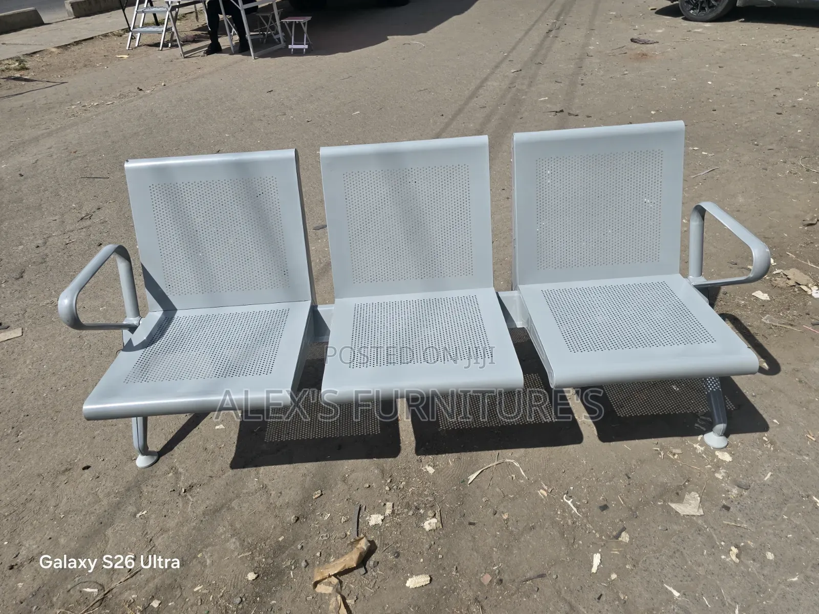 VISITORS Threes Seater CHAIR