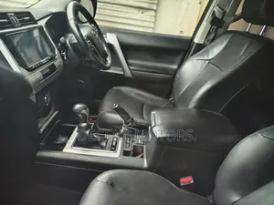 Toyota Land Cruiser Prado 2.8 2018 White