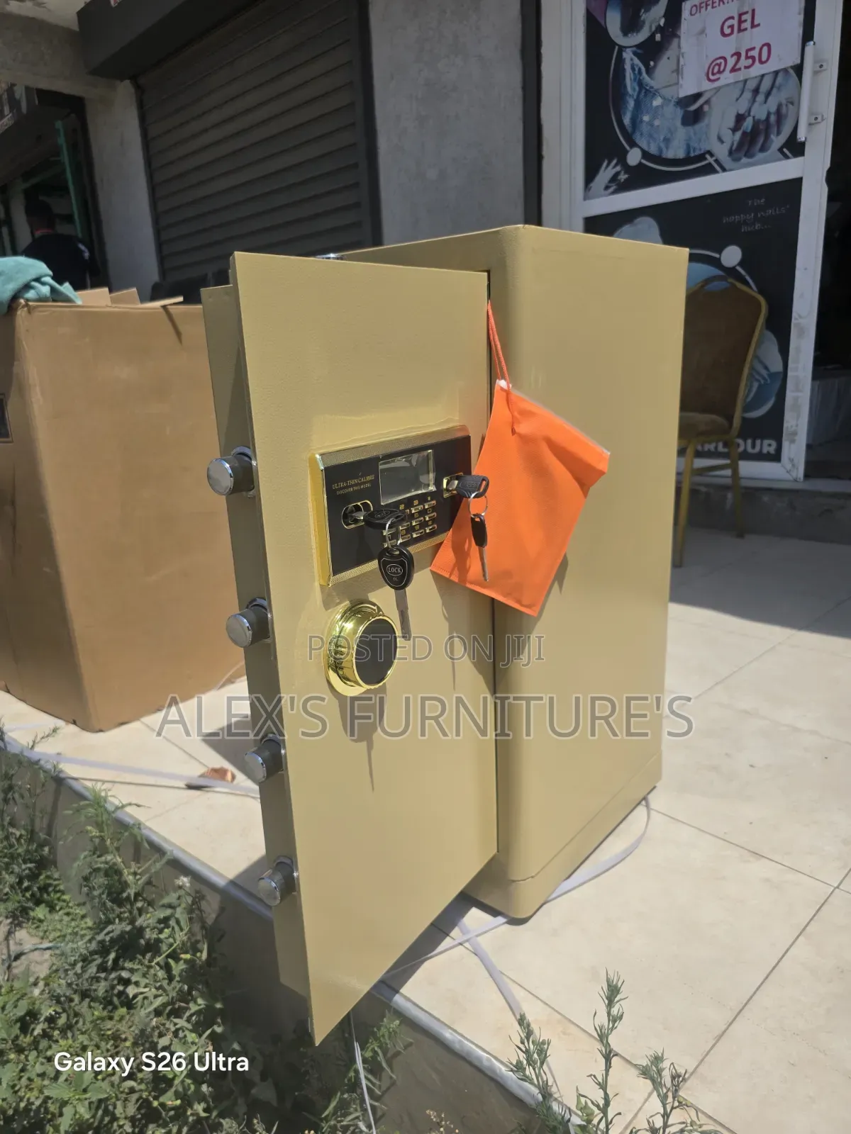 SIMPLE Toyouse Safe Box