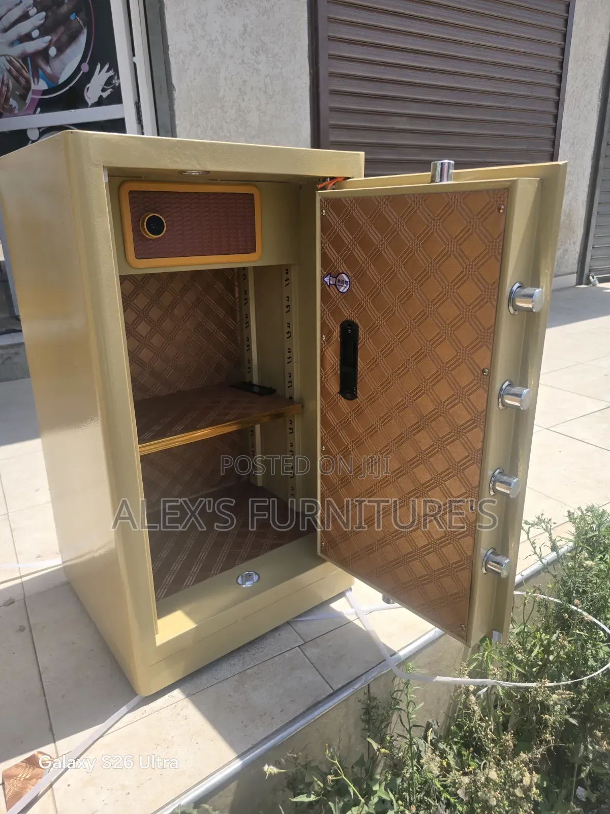 SIMPLE Toyouse Safe Box