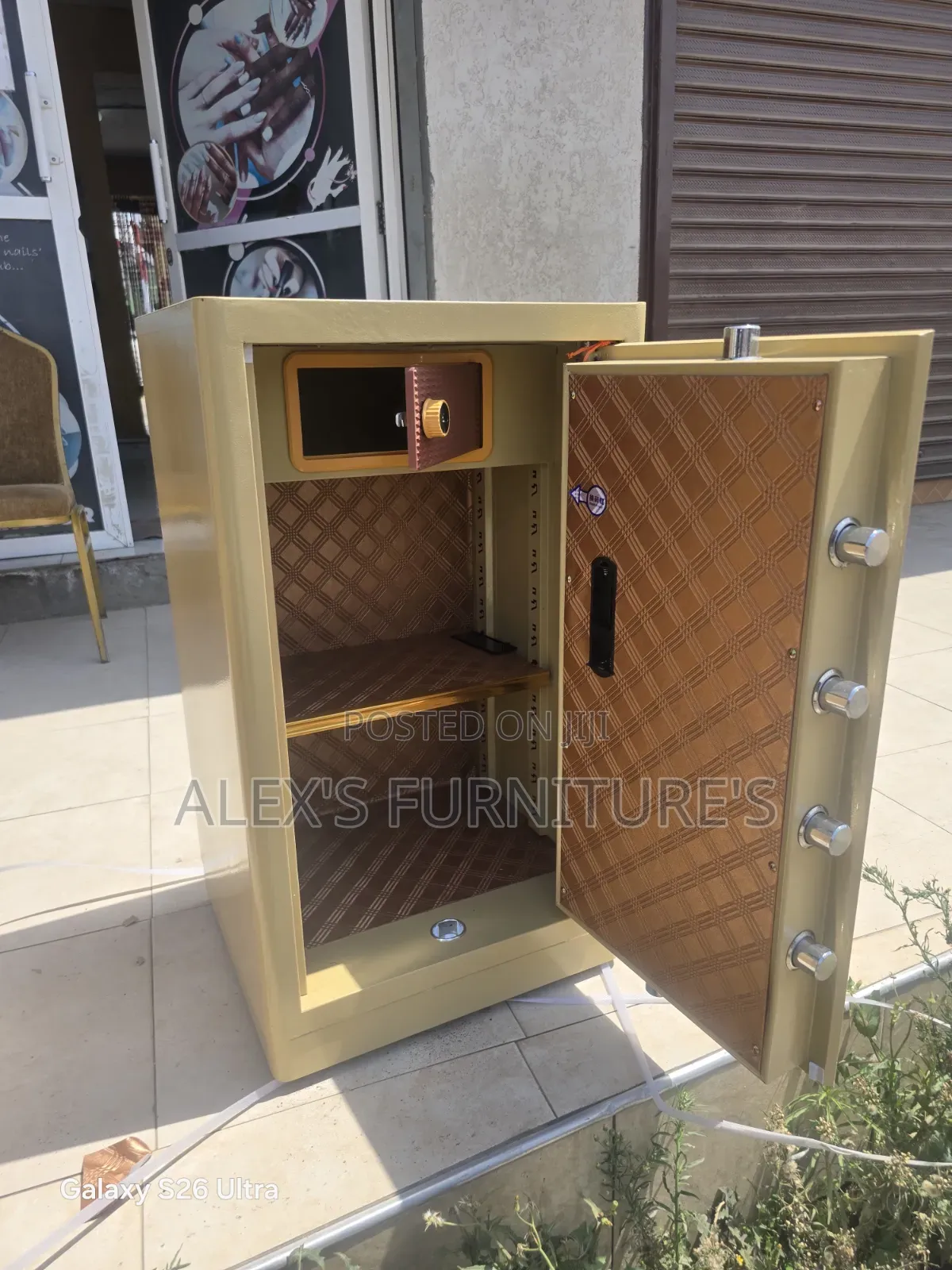 SIMPLE Toyouse Safe Box