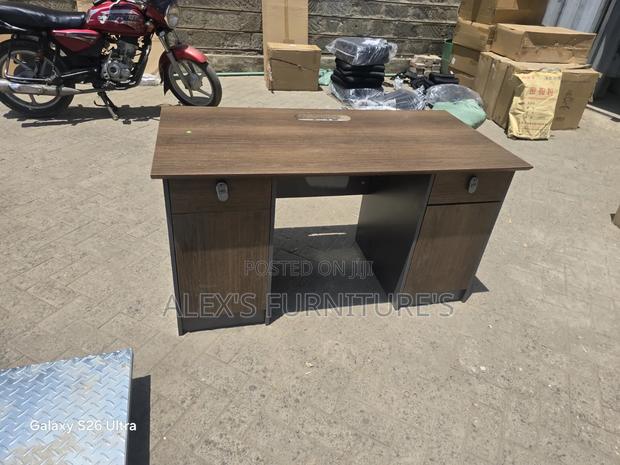 2.2 Imported Office Desk - thumbnail 5