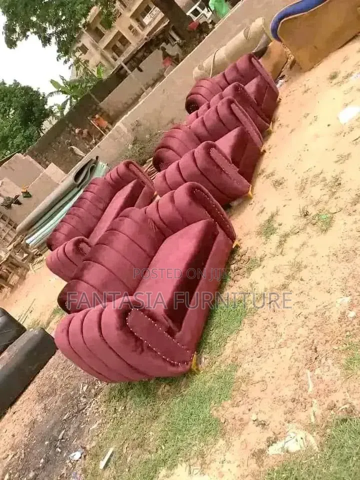 5-Seater Maroon Sectional Sofa Set