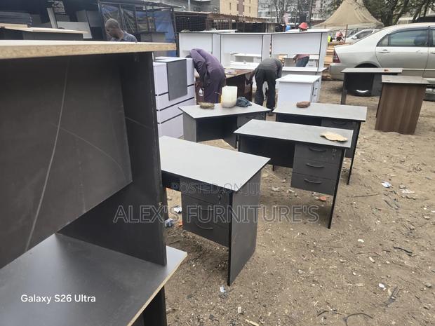 90*75*50mm Modern Office Desk - thumbnail 3