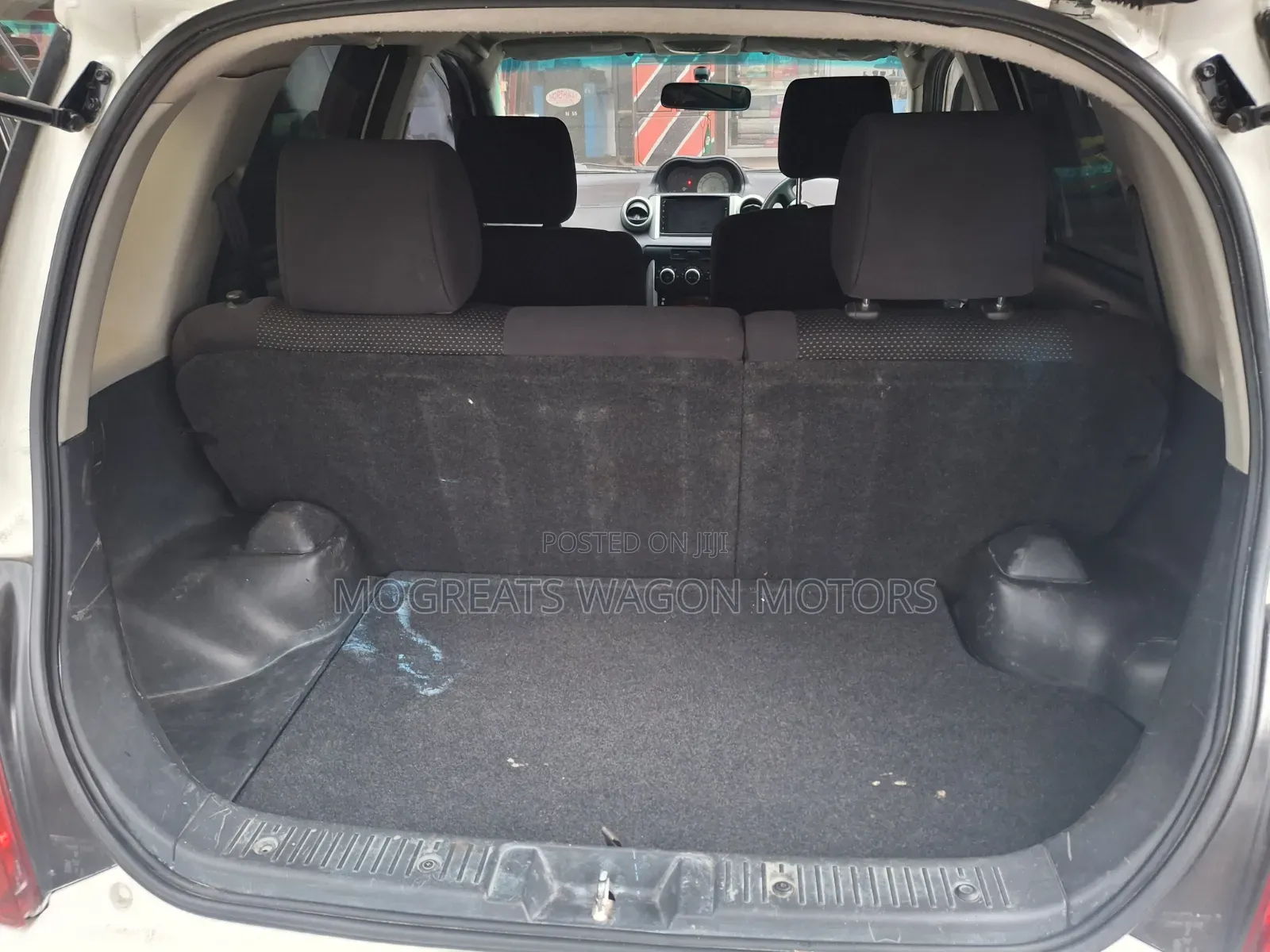 Toyota IST 2005 White