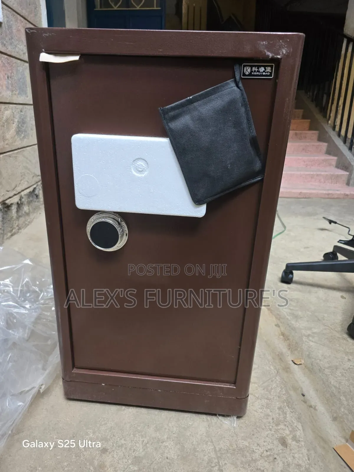 Hide Your Important Stuff With Safe Box
