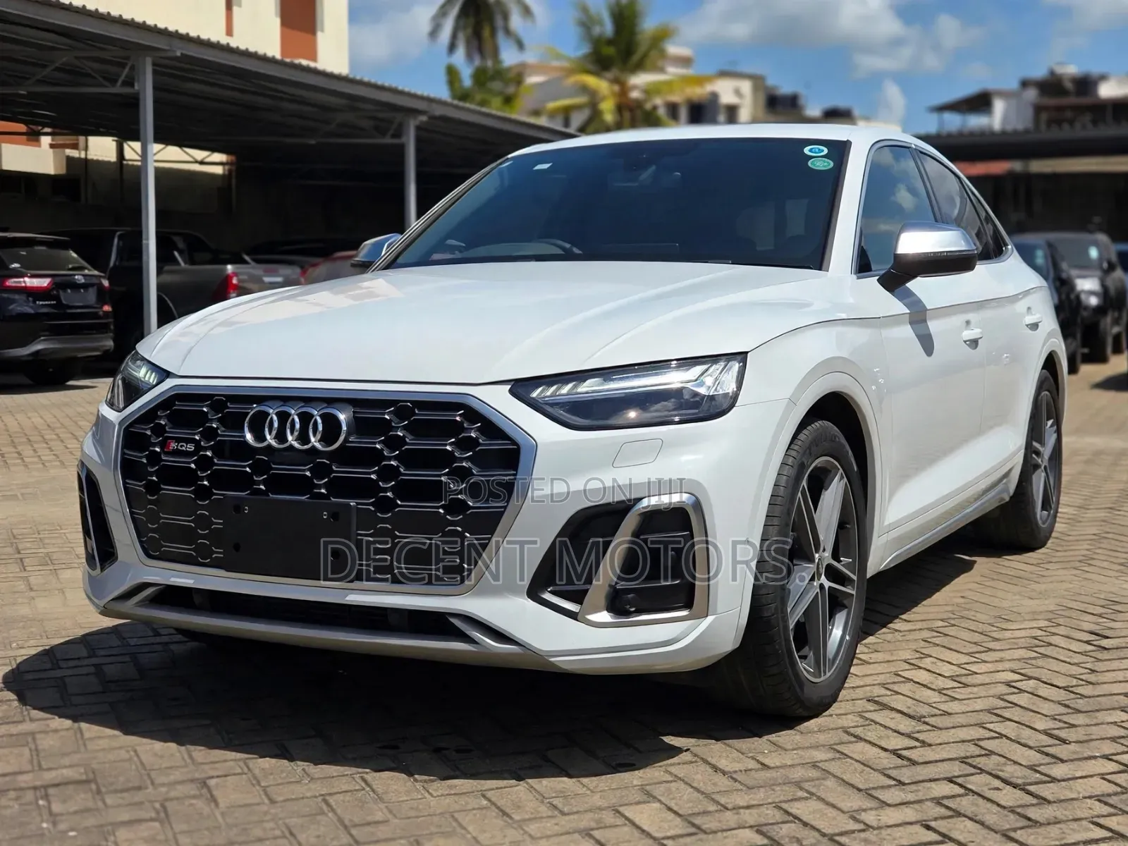 Audi SQ5 2022 White