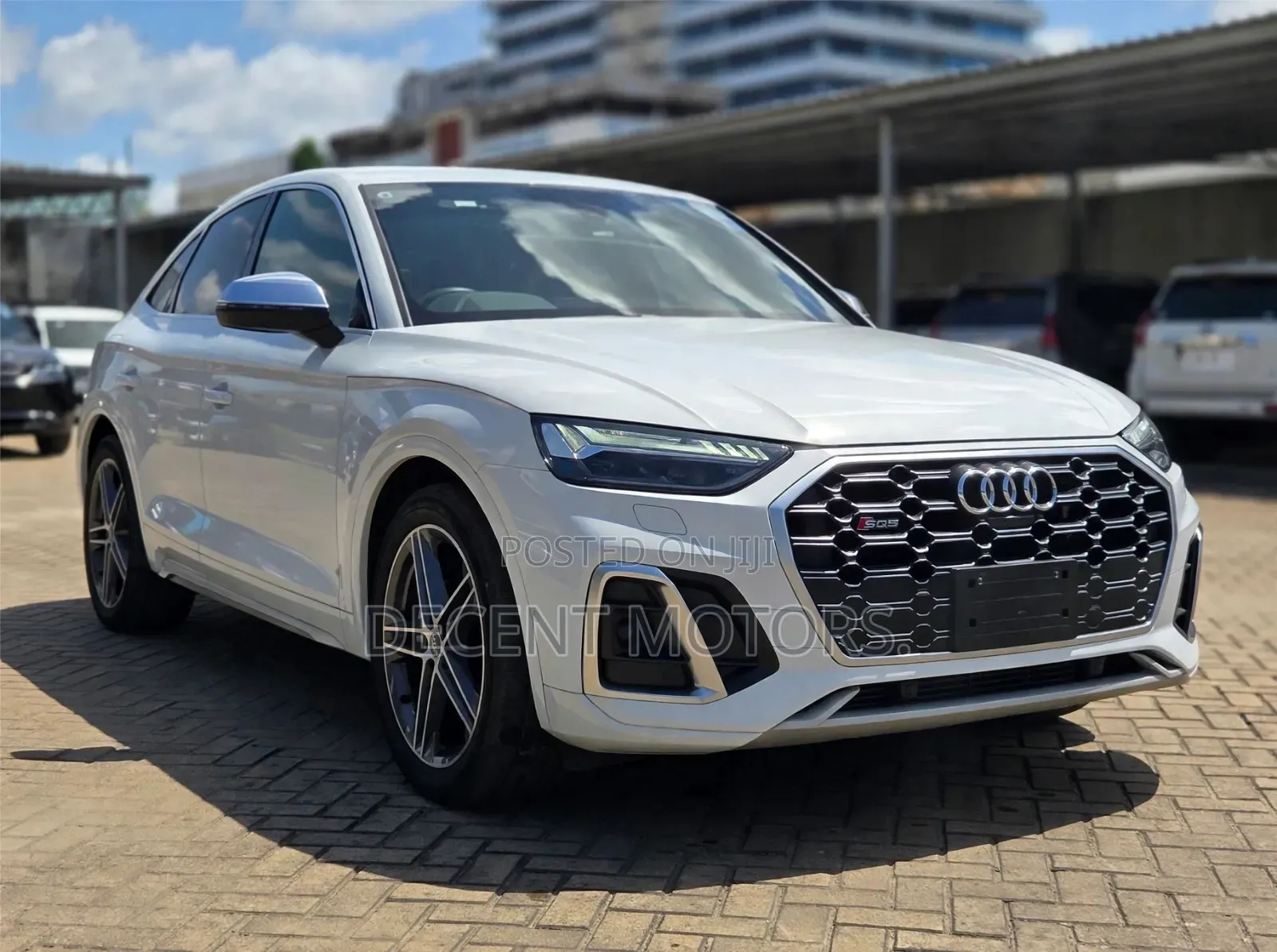Audi SQ5 2022 White