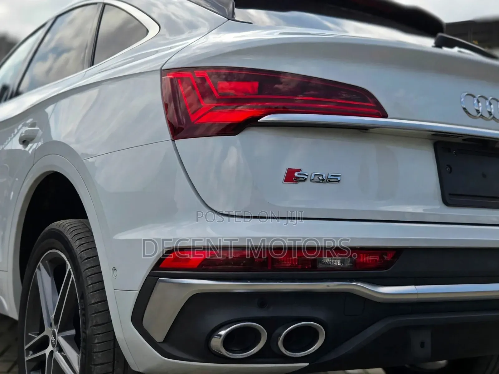 Audi SQ5 2022 White