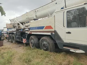 Heavy Duty Crane