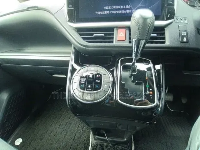 Toyota Noah 2019 Black