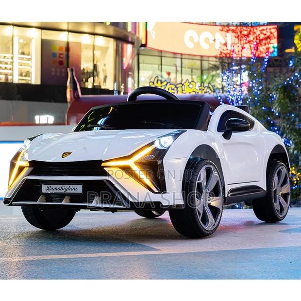 Officially Licensed Lamborghini Urus Kids Electric Ride-on White 