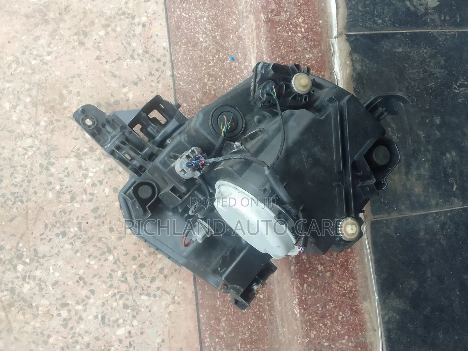 Headlight for Daihatsu Cast
