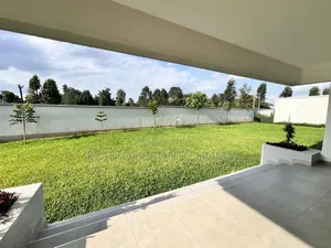 5bdrm Villa in Kiambu Road, Runda for sale