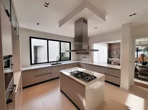 5bdrm Villa in Kiambu Road, Runda for sale
