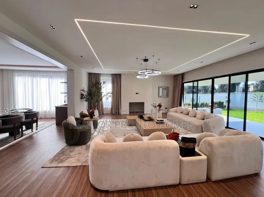 5bdrm Villa in Kiambu Road, Runda for sale