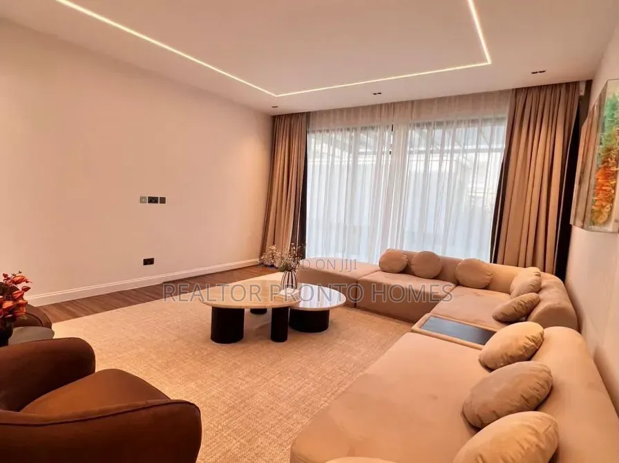 5bdrm Villa in Kiambu Road, Runda for sale