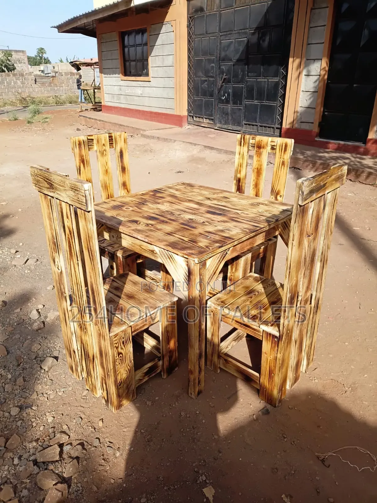 Pallet 4 Seater Brown Dining Set.