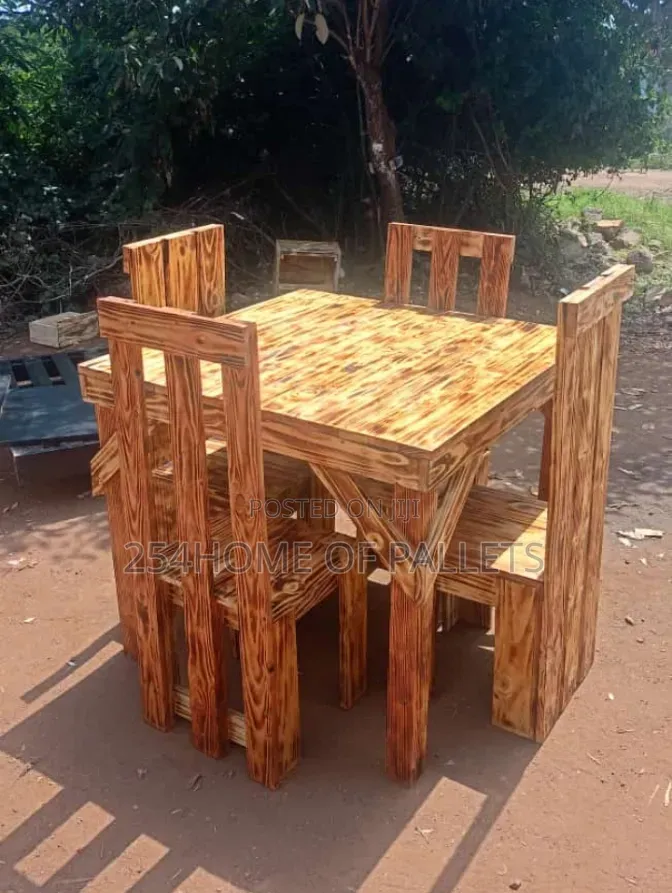 Pallet 4 Seater Brown Dining Set.