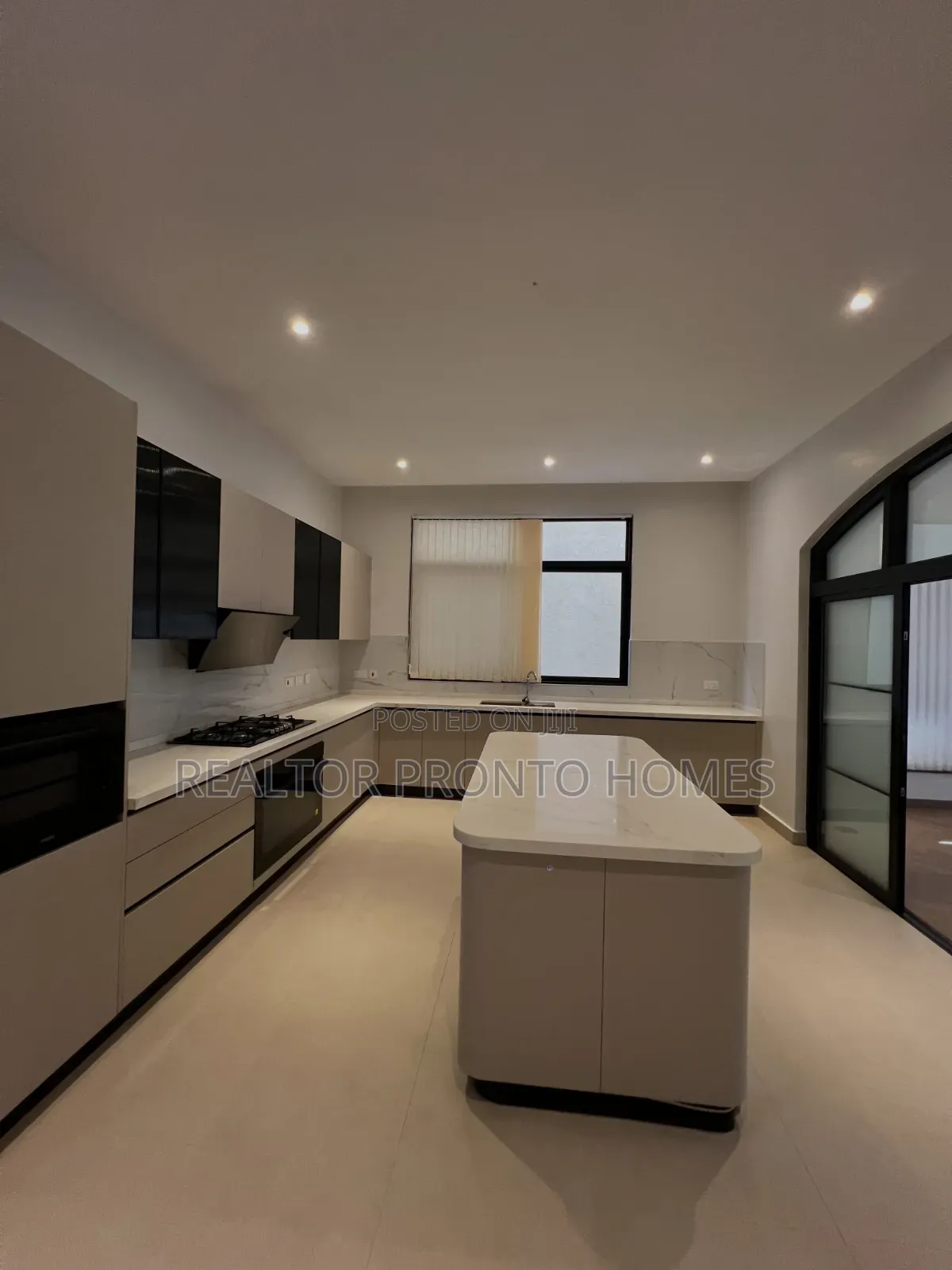 5bdrm Villa in Lavington, Muthangari for sale
