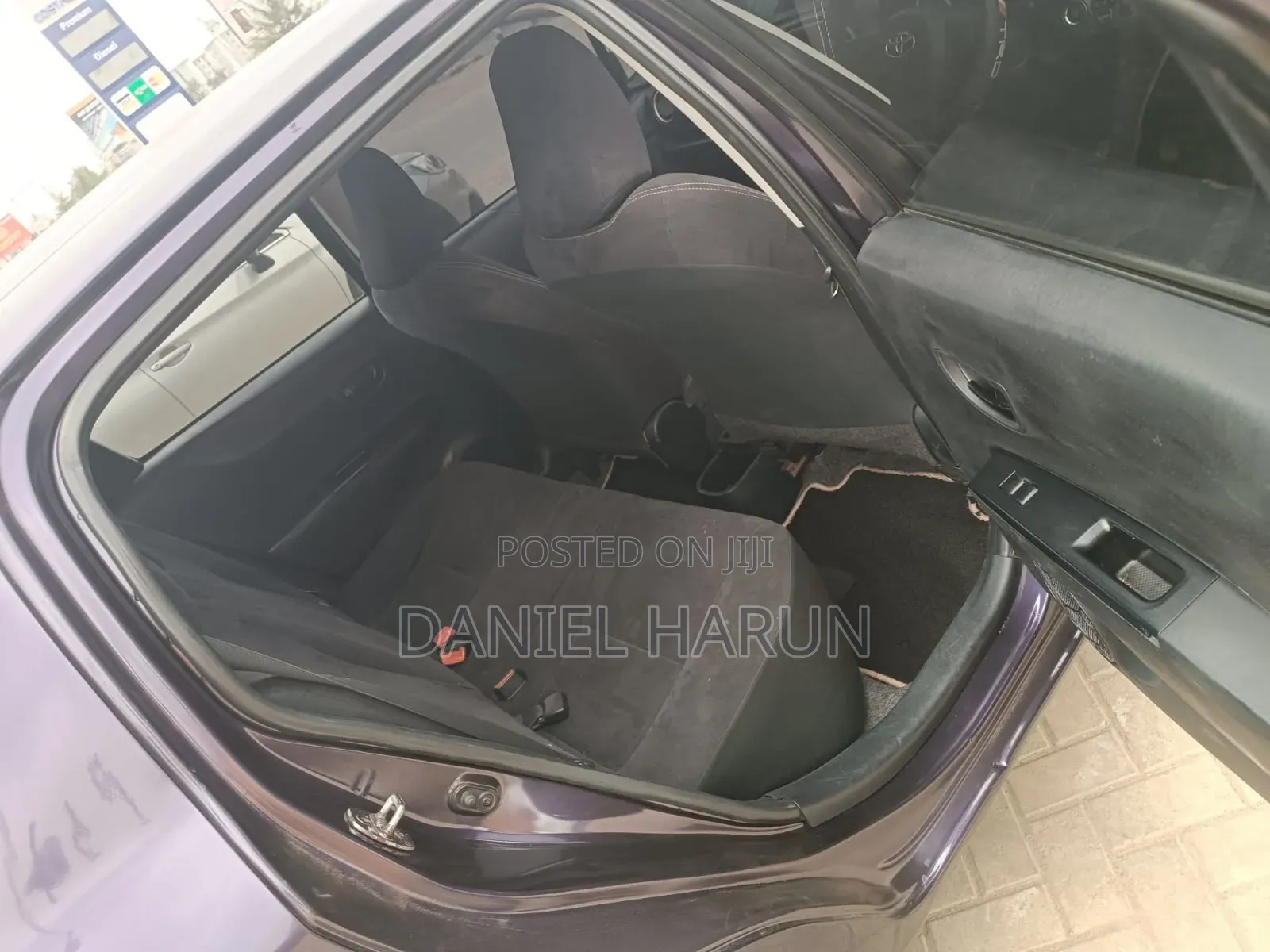Toyota Auris 2010 Gray