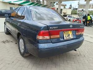 Nissan FB15 2003 Blue